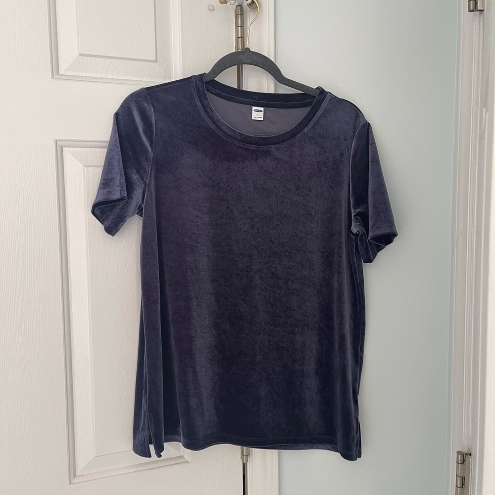 Old navy velvet tee